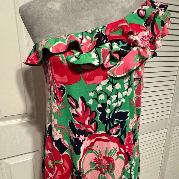 Lilly Pulitzer Whinnie “A Thing Called Love” One Shoulder Dress sz. LG